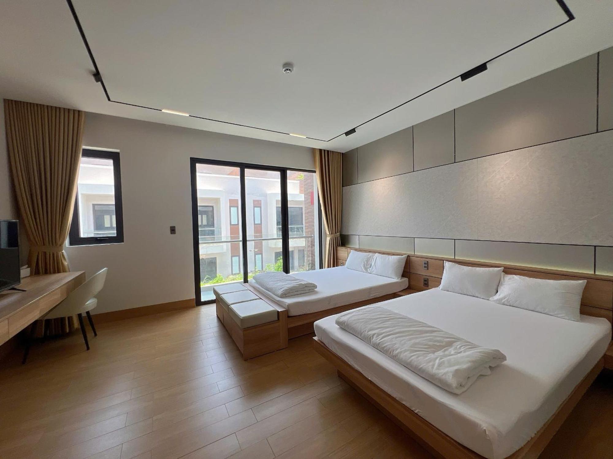 C&M Hotel Фанранґ Екстер'єр фото